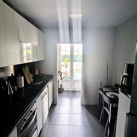 Bajo Con Jardin A 5 Min De La Playa Holiday home *